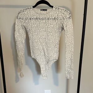 Zara Cream Textured Long Sleeve Bodysuit